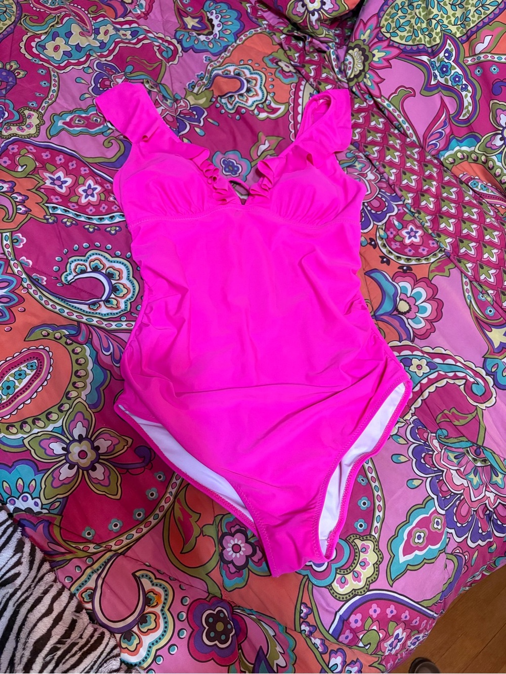 Summer Mae Bright Pink Ruffle Maternity One-Piece Swimsuit Sz. M